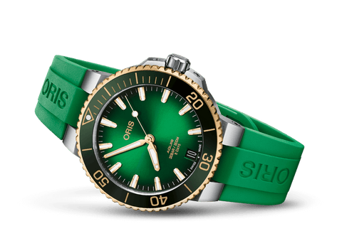 Oris Aquis Date Calibre 400 Bi-Color: Green