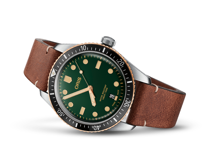 Oris diver green dial 2025
